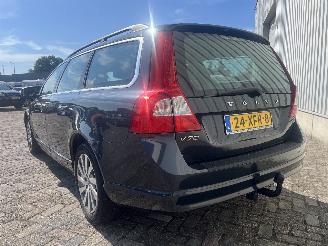 Volvo V-70 V70 (BW) Combi 1.6 T4 16V (B4164T) [132kW]  (10-2010/12-2015) picture 4
