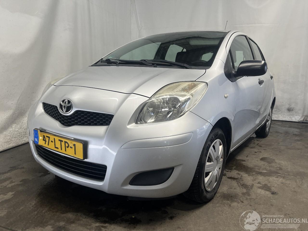 Toyota Yaris Yaris II (P9) Hatchback 1.0 12V VVT-i (1KR-FE) [51kW]  (08-2005/12-201=
1)