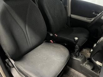 Toyota Yaris Yaris II (P9) Hatchback 1.33 16V Dual VVT-I (1NRFE) [74kW]  (11-2008/1=
2-2011) picture 16