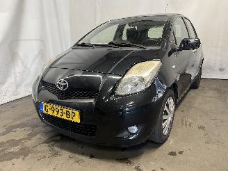 Unfallwagen Toyota Yaris Yaris II (P9) Hatchback 1.33 16V Dual VVT-I (1NRFE) [74kW]  (11-2008/1=
2-2011) 2010/6