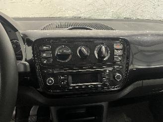 Volkswagen Up! Up! (121) Hatchback 1.0 12V 75 (CWRA) [55kW]  (08-2011/11-2019) picture 18