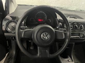 Volkswagen Up! Up! (121) Hatchback 1.0 12V 75 (CWRA) [55kW]  (08-2011/11-2019) picture 17
