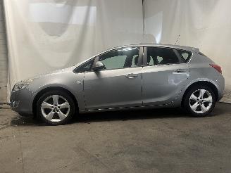 Opel Astra Astra J (PC6/PD6/PE6/PF6) Hatchback 5-drs 1.4 Turbo 16V (A14NET(Euro 5=
)) [103kW]  (12-2009/10-2015) picture 4