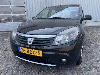 skadebil auto Dacia Sandero Sandero I (BS) Hatchback 1.2 16V (D4F-732(D4F-F7)) [55kW]  (11-2008/06=
-2013) 2011/7