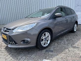 Ford Focus Focus 3 Wagon Combi 1.0 Ti-VCT EcoBoost 12V 125 (M1DA(Euro 5)) [92kW] =
 (02-2012/05-2018) picture 2