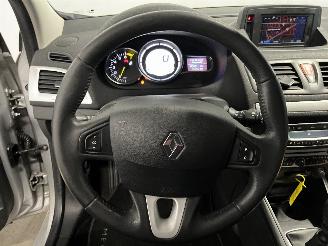 Renault Mégane Megane III Grandtour (KZ) Combi 5-drs 1.6 16V (K4M-858(K4M-R8)) [81kW]=
  (05-2009/08-2015) picture 19