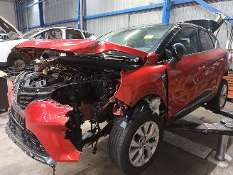 Uttjänta bilar auto Renault Captur Captur II (RJB) SUV 1.0 TCe 90 12V (H4D-470(H4D-E4)) [67kW]  (09-2020/=
=2E..) 2021/10