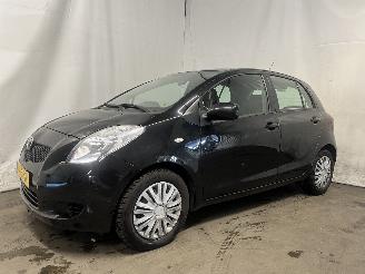 Toyota Yaris Yaris II (P9) Hatchback 1.3 16V VVT-i (2SZFE) [64kW]  (08-2005/11-2010=
) picture 2