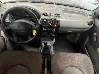 Nissan Micra Micra (K11) Hatchback 1.3 LX,SLX 16V (CG13DE) [55kW]  (08-1992/09-2000=
) picture 17
