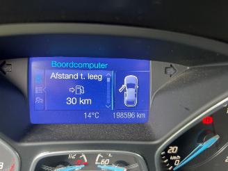 Ford Focus Focus 3 Wagon Combi 1.0 Ti-VCT EcoBoost 12V 125 (M1DA(Euro 5)) [92kW] =
 (02-2012/05-2018) picture 2