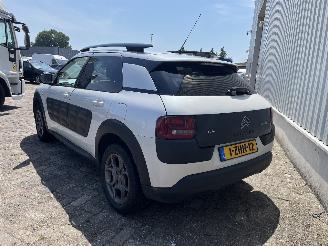 Citroën C4 C4 Cactus (0B/0P) Hatchback 5-drs 1.2 PureTech 82 12V (EB2F(HMZ)) [60k=
W]  (09-2014/...) picture 4