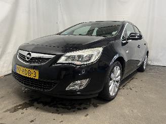 Auto incidentate Opel Astra Astra J (PC6/PD6/PE6/PF6) Hatchback 5-drs 1.4 Turbo 16V (A14NET(Euro 5=
)) [103kW]  (12-2009/10-2015) 2011/4