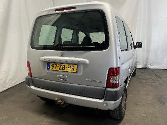 Peugeot Partner Partner Combispace MPV 1.6 16V (TU5JP4(NFU)) [80kW]  (07-2001/03-2008)= picture 5