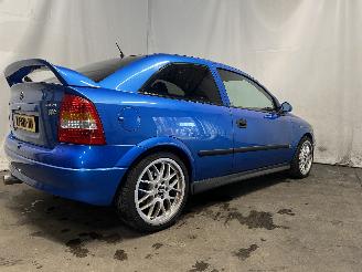 Opel Astra Astra G (F08/48) Hatchback 2.0 16V OPC (X20XER) [117kW]  (11-1999/09-2=
002) picture 7