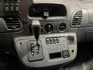 Mercedes Sprinter Sprinter 3t (903) Bus 316 CDI 20V (OM647.981) [115kW]  (04-2000/04-200=
6) picture 10