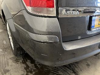 Opel Astra Astra H SW (L35) Combi 1.4 16V Twinport (Z14XEP(Euro 4)) [66kW]  (08-2=
004/10-2010) picture 9