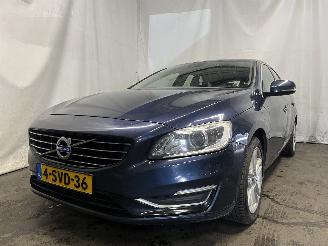 skadebil auto Volvo V-60 V60 I (FW/GW) Combi 2.4 D6 20V Plug-in Hybrid AWD (D82PHEV) [206kW]  (=
06-2012/12-2015) 2013/12