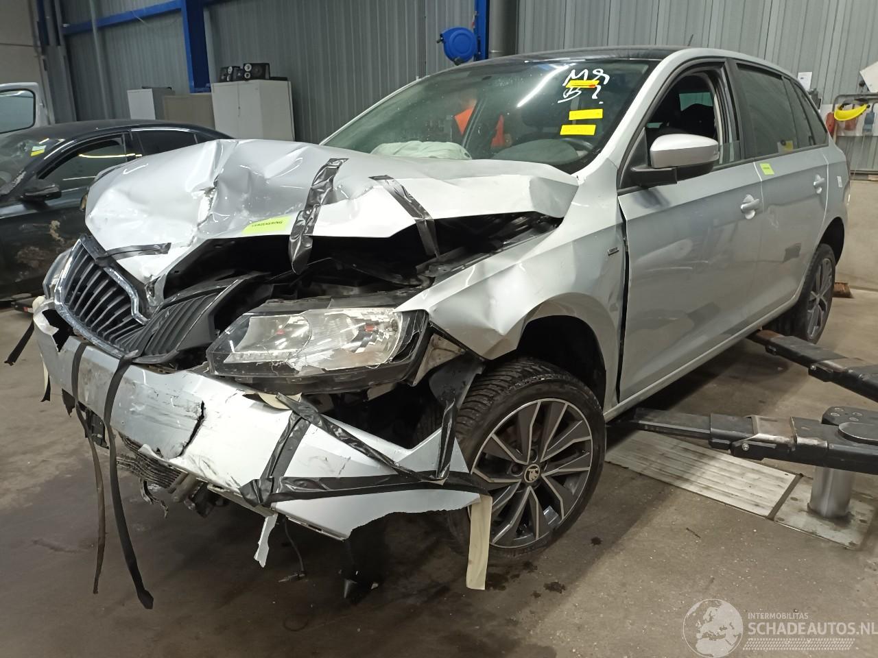 Skoda Rapid Rapid Liftback 1.0 TSI 12V (CHZB) [70kW]  (06-2017/12-2019)