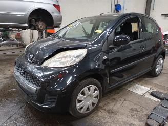 Uttjänta bilar auto Peugeot 107 107 Hatchback 1.0 12V (384F(1KR)) [50kW]  (06-2005/05-2014) 2011/5