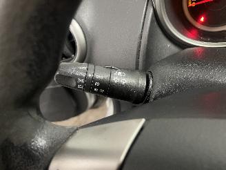 Nissan Note Note (E11) MPV 1.4 16V (CR14DE) [65kW]  (01-2006/08-2013) picture 16