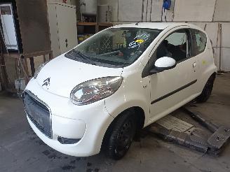 Uttjänta bilar auto Citroën C1 C1 Hatchback 1.0 12V (384F(CFA)) [50kW]  (06-2005/09-2014) 2011/1