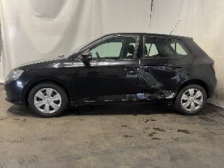 Skoda Fabia Fabia III (NJ3) Hatchback 5-drs 1.0 12V (CHYA) [44kW]  (08-2014/06-202=
1) picture 4