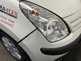 Nissan Pixo Pixo (D31S) Hatchback 1.0 12V (K10B(Euro 5)) [50kW]  (03-2009/10-2013)= picture 8