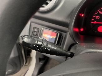 Nissan Pixo Pixo (D31S) Hatchback 1.0 12V (K10B(Euro 5)) [50kW]  (03-2009/10-2013)= picture 17