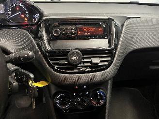 Peugeot 2008 2008 (CU) MPV 1.2 Vti 12V PureTech 82 (EB2F(HMZ)) [60kW]  (03-2013/12-=
2018) picture 15