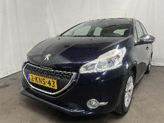 Schadeauto Peugeot 208 208 I (CA/CC/CK/CL) Hatchback 1.2 Vti 12V PureTech 82 (EB2F(HMZ)) [60k=
W]  (03-2012/12-2019) 2013/6