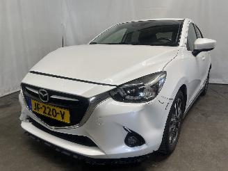  Mazda 2 2 (DJ/DL) Hatchback 1.5 SkyActiv-G 90 (P5Y8) [66kW]  (08-2014/11-2017)= 2016/3