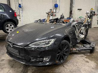Sloopauto Tesla Model S Model S Liftback 100D AWD (L2S) [310kW]  (06-2017/04-2026) 2017/10