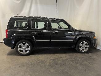 Jeep Patriot Patriot (MK74) SUV 2.4 16V 4x4 (ERZ) [125kW]  (01-2008/12-2017) picture 7