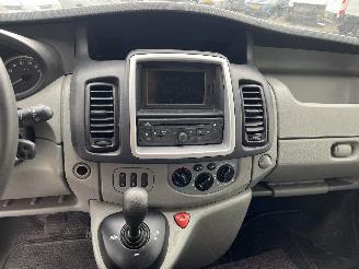 Opel Vivaro Vivaro Van 2.0 CDTI (M9R-786) [84kW]  (08-2006/07-2014) picture 27