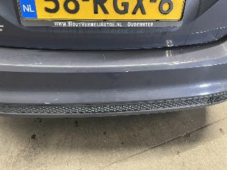 Ford Focus Focus 3 Hatchback 1.6 Ti-VCT 16V 105 (IQDB(Euro 5)) [77kW]  (07-2010/0=
5-2018) picture 10