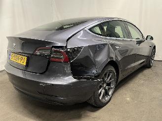 Tesla Model 3 Model 3 Sedan Long Range AWD 75 kWh (3D5) [258kW]  (06-2018/...) picture 5