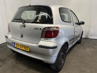 Toyota Yaris Yaris (P1) Hatchback 1.3 16V VVT-i (2NZFE) [63kW]  (08-1999/11-2005) picture 6