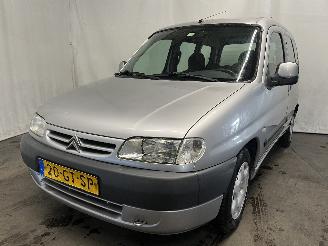 skadebil auto Citroën Berlingo Berlingo Cinqspace, Multispace MPV 1.6 16V (TU5JP4(NFU)) [80kW]  (10-2=
000/12-2011) 2001/3