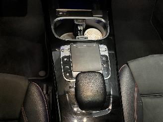 Mercedes A-klasse A (177.0) Hatchback 1.3 A-180 Turbo 16V (M282.914) [100kW]  (06-2018/1=
2-2026) picture 19