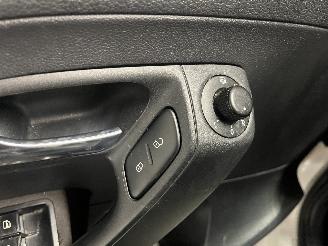 Volkswagen Polo Polo V (6R) Hatchback 1.2 TDI 12V BlueMotion (CFWA(Euro 5)) [55kW]  (1=
0-2009/05-2014) picture 14