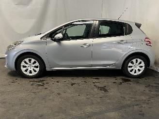 Peugeot 208 208 I (CA/CC/CK/CL) Hatchback 1.0 Vti 12V PureTech (EB0(ZMZ)) [50kW]  =
(03-2012/12-2019) picture 3