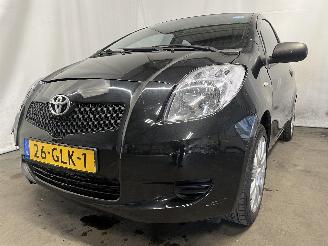 damaged passenger cars Toyota Yaris Yaris II (P9) Hatchback 1.0 12V VVT-i (1KR-FE) [51kW]  (08-2005/12-201=
1) 2008/7