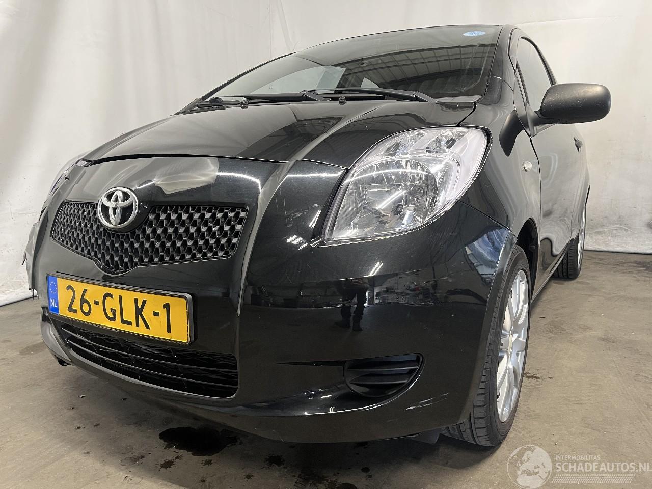 Toyota Yaris Yaris II (P9) Hatchback 1.0 12V VVT-i (1KR-FE) [51kW]  (08-2005/12-201=
1)