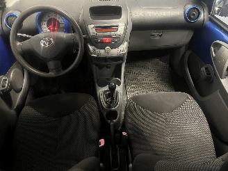 Toyota Aygo Aygo (B10) Hatchback 1.0 12V VVT-i (1KR-FE) [50kW]  (07-2005/05-2014) picture 14