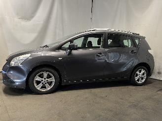 Toyota Verso Verso MPV 2.0 16V D-4D-F (1AD-FTV(Euro 4)) [93kW]  (04-2009/08-2018) picture 4