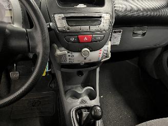 Toyota Aygo Aygo (B10) Hatchback 1.0 12V VVT-i (1KR-FE) [50kW]  (07-2005/05-2014) picture 26