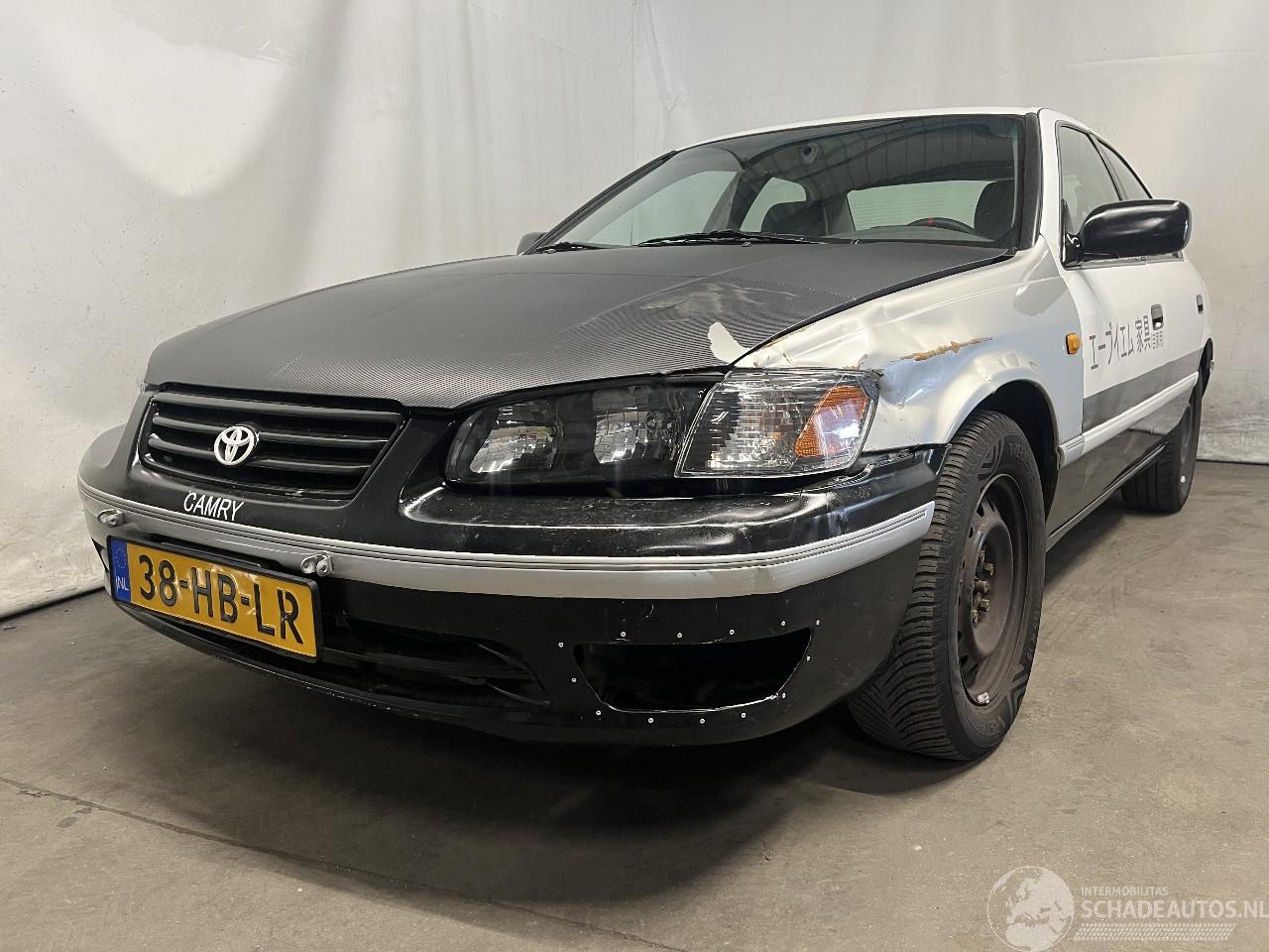 Toyota Camry Camry (SXV/VCV20) Sedan 2.2i 16V (5SFE) [96kW]  (08-1996/11-2001)