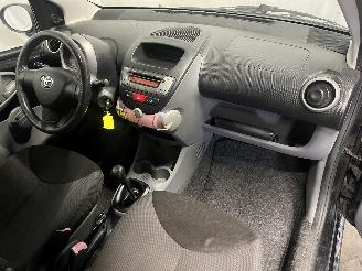 Toyota Aygo Aygo (B10) Hatchback 1.0 12V VVT-i (1KR-FE) [50kW]  (07-2005/05-2014) picture 12