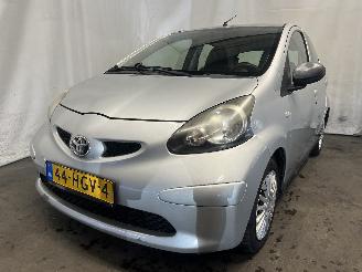 skadebil auto Toyota Aygo Aygo (B10) Hatchback 1.0 12V VVT-i (1KR-FE) [50kW]  (07-2005/05-2014) 2008/11