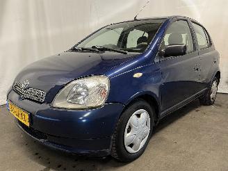 Toyota Yaris Yaris (P1) Hatchback 1.3 16V VVT-i (2SZFE) [64kW]  (04-2002/09-2005) picture 3